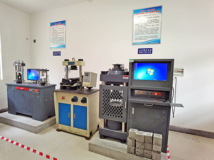 2000型全自(zì)動恒應力壓力機(jī) 