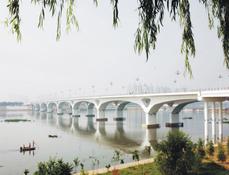 王城(chéng)大(dà)橋